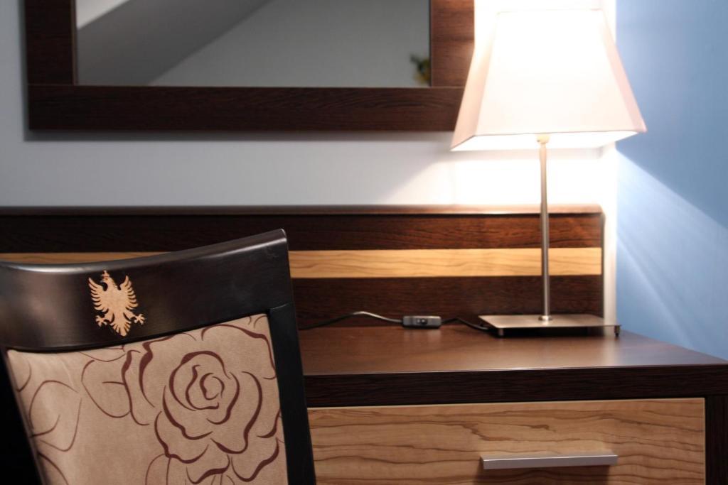 Hotel Cierny Orol Rožňava 部屋 写真